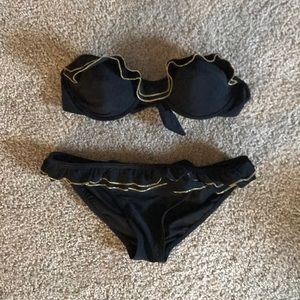 Xhilaration Bathing Suit Top & Bottoms (M)